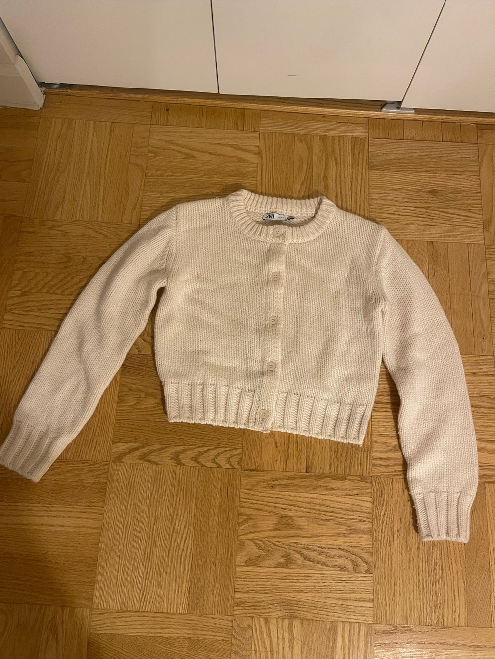 Zara Cream Cropped Button-Front Knit Cardigan